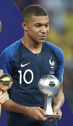 Kylian Mbappé plays sports for which country?