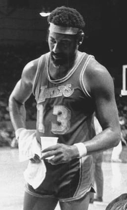 What was Wilt Chamberlain's career points per game average?
