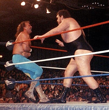At which event did André headline against Hulk Hogan in 1987?