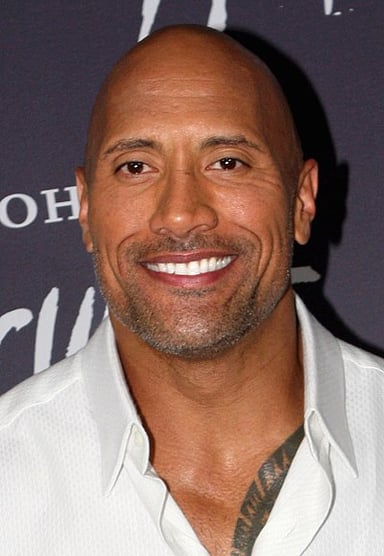 Which football league did Dwayne Johnson play in after college?
