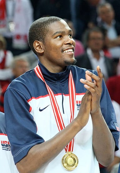 What does Kevin Durant look like?