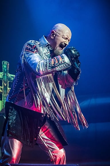 Halford's wide-ranging vocals include an ability to do?
