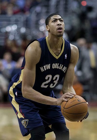 Which NBA team did Anthony Davis play for before being traded to the Los Angeles Lakers?