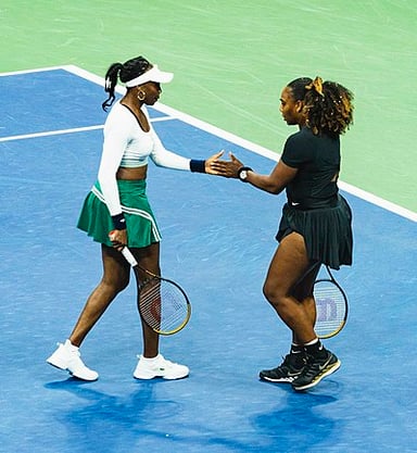What country does Venus Williams have citizenship in?