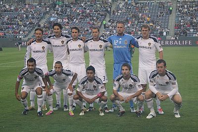Who was LA Galaxy's rival team that folded in 2014?