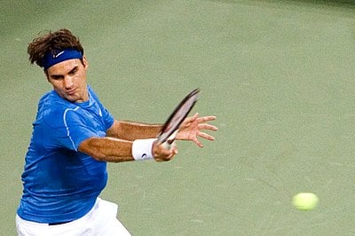 Where does Roger Federer live?