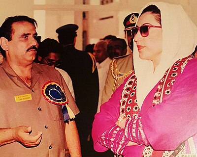 When was Benazir Bhutto born?