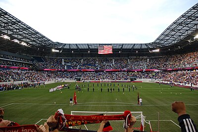 In which year was the New York Red Bulls soccer club established?